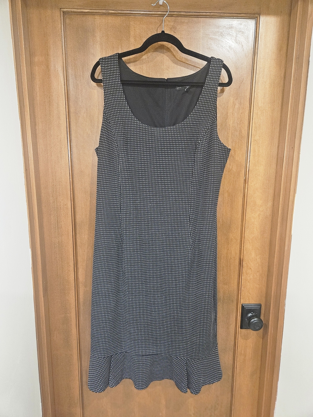 White House Black Market Black & White Dot Scoop Neck Dress